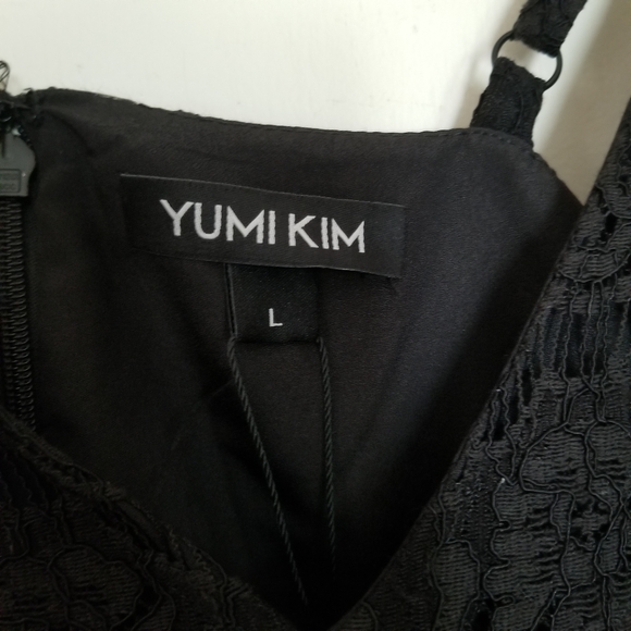 Yumi Kim La Vida Lace Ruffle Sleeveless Midi Dress - Picture 14 of 16